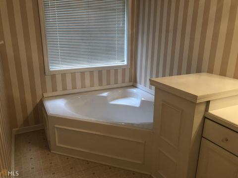 44 Valley View Rd, Covington, GA 30016 photo 11