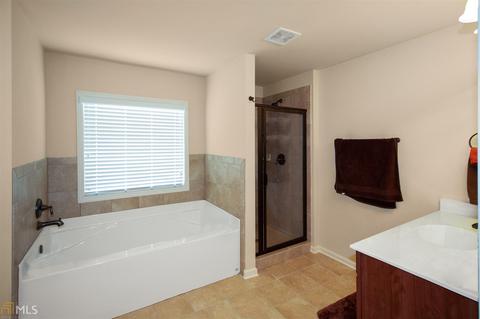2370 Cain Cir, Dacula, GA 30019 photo 13
