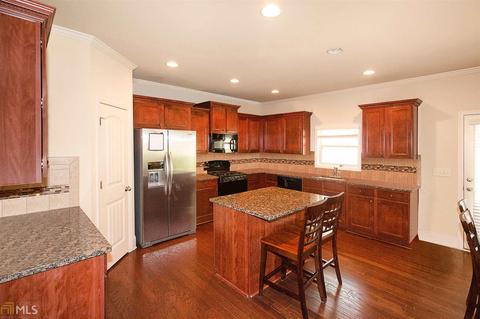 2370 Cain Cir, Dacula, GA 30019 photo 4