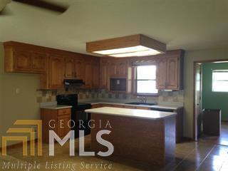 102 Apache Ln, Bonaire, GA 31005 photo 5
