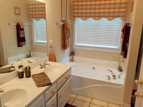 100 Moss Pointe Dr, Mcdonough, GA 30253 photo 10