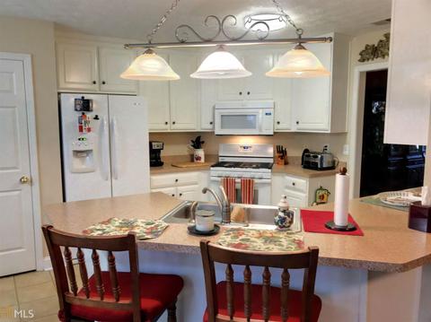 100 Moss Pointe Dr, Mcdonough, GA 30253 photo 6