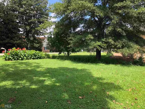 466 S Main St, Cornelia, GA 30531 photo 2