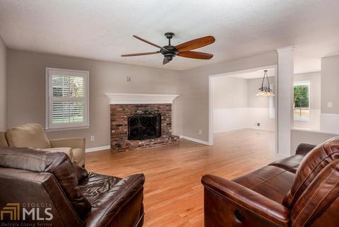 145 Brooks Dr, Tyrone, GA 30290 photo 7