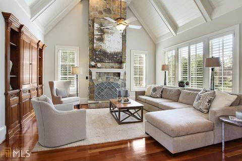 680 Trinity Pl, Suwanee, GA 30024 photo 3