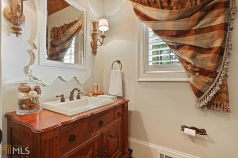 680 Trinity Pl, Suwanee, GA 30024 photo 10
