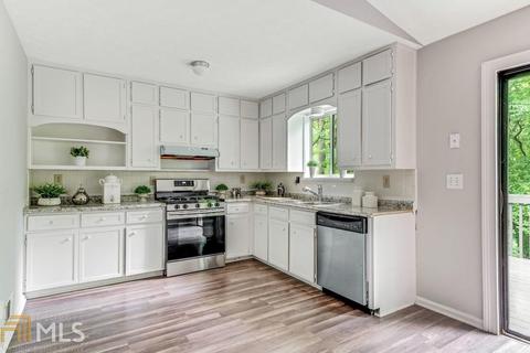 3844 Pine Needle Dr, Duluth, GA 30096 photo 8
