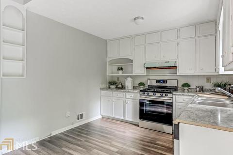 3844 Pine Needle Dr, Duluth, GA 30096 photo 9