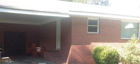 512 Holmes St, Barnesville, GA 30204 photo 3
