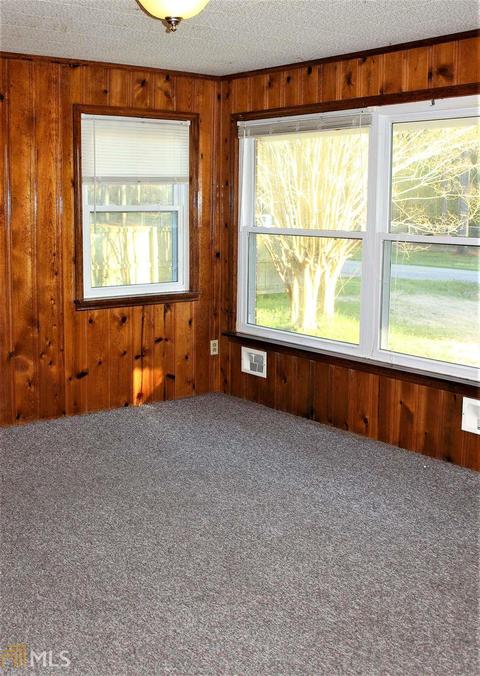 512 Holmes St, Barnesville, GA 30204 photo 26
