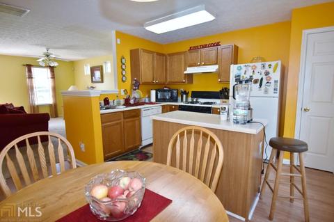 245 Highgate Trl, Covington, GA 30016 photo 10