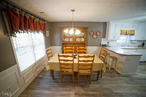 1419 Ericas Pt, Winder, GA 30680 photo 9