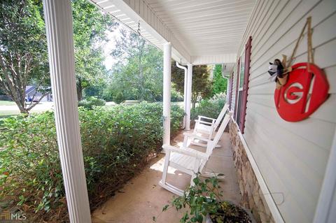 1419 Ericas Pt, Winder, GA 30680 photo 4