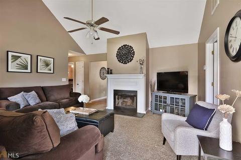 336 Stony Brook Cir, Jackson, GA 30233 photo 8