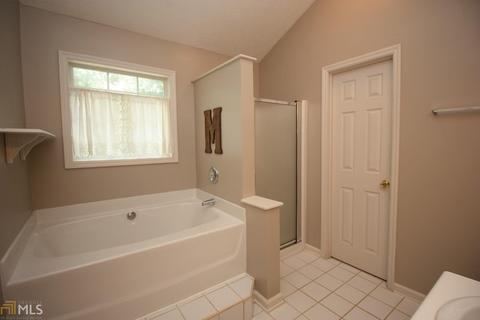 106 Colonial Ct, Lagrange, GA 30240 photo 12