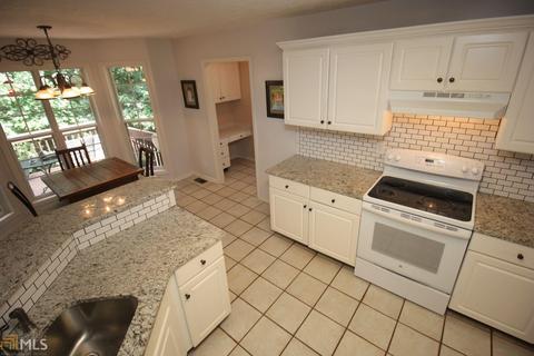 106 Colonial Ct, Lagrange, GA 30240 photo 5