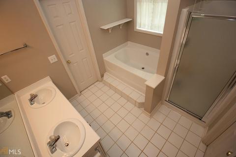 106 Colonial Ct, Lagrange, GA 30240 photo 11