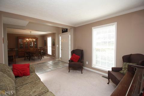 106 Colonial Ct, Lagrange, GA 30240 photo 8