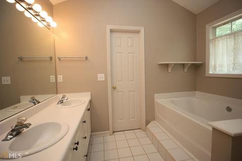 106 Colonial Ct, Lagrange, GA 30240 photo 21