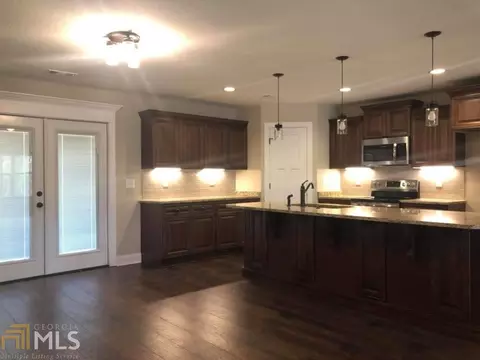 200 Kendall Ct, Perry, GA 31069 photo 2