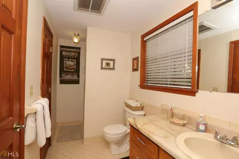 6571 Cameron Rd, Morrow, GA 30260 photo 16