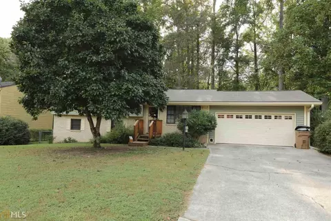 6571 Cameron Rd, Morrow, GA 30260 photo 3