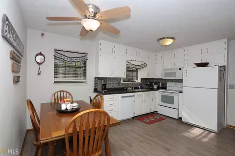 6571 Cameron Rd, Morrow, GA 30260 photo 6