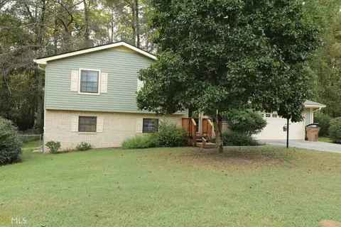 6571 Cameron Rd, Morrow, GA 30260 photo 2