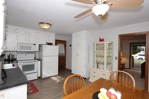 6571 Cameron Rd, Morrow, GA 30260 photo 9