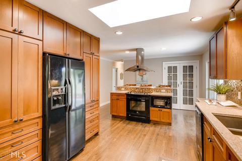 3667 Fortingale Rd, Chamblee, GA 30341 photo 9
