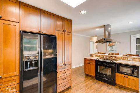 3667 Fortingale Rd, Chamblee, GA 30341 photo 11