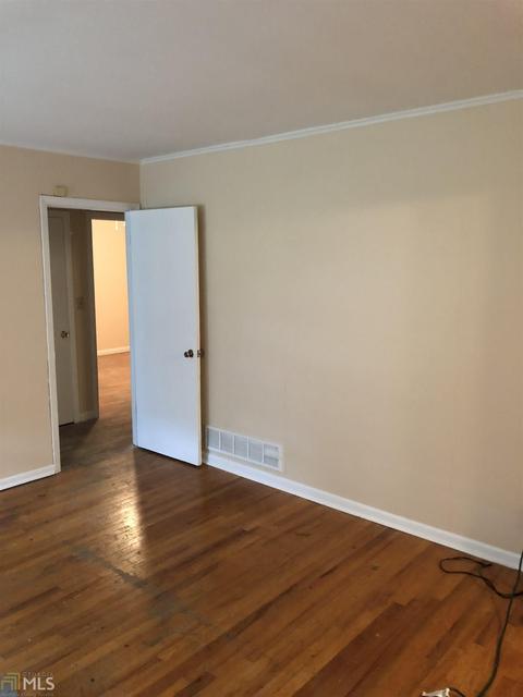 4737 Ruby Ln, Forest Park, GA 30297 photo 7