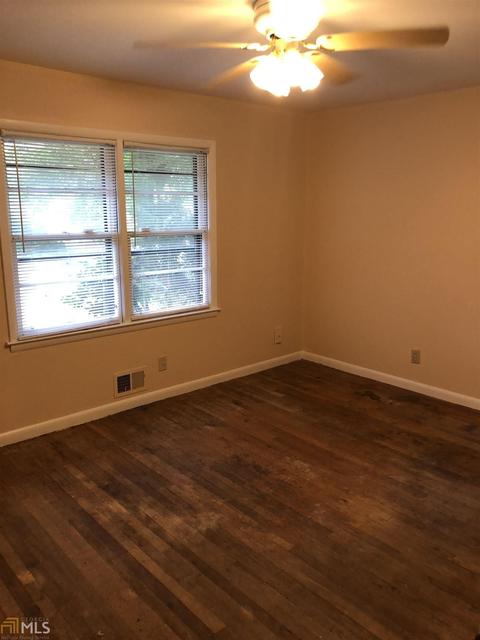 4737 Ruby Ln, Forest Park, GA 30297 photo 8