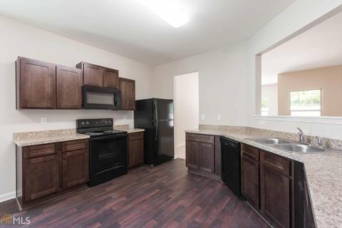 60 Glay Ct, Covington, GA 30016 photo 3