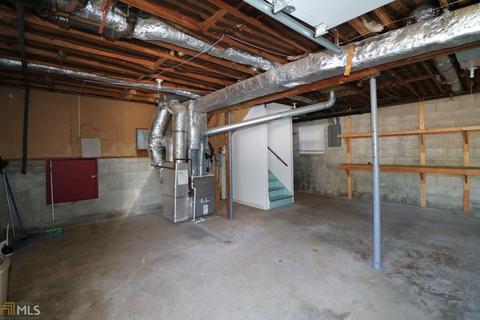 6772 Maddox Rd, Morrow, GA 30260 photo 16