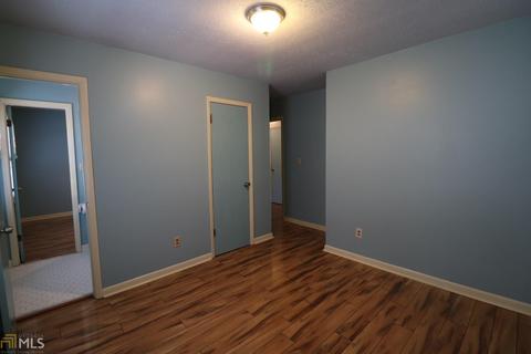 6772 Maddox Rd, Morrow, GA 30260 photo 11