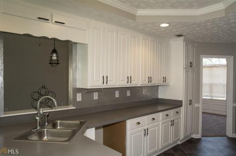 145 Hugh Dr, Covington, GA 30016 photo 9