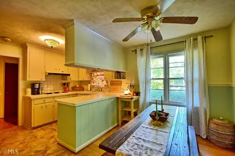 310 Laurel Ln, Lagrange, GA 30241 photo 3