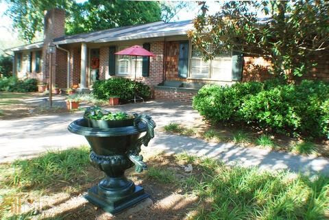 248 Jones St, Cornelia, GA 30531 photo 2