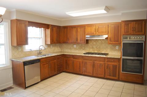715 Mason Dr, Covington, GA 30014 photo 8