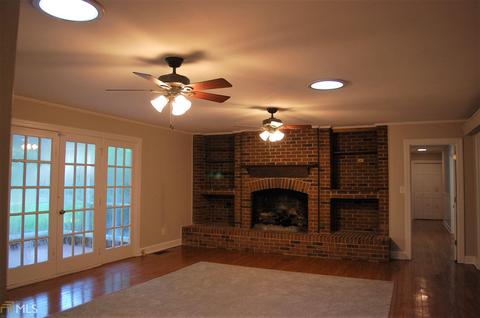 715 Mason Dr, Covington, GA 30014 photo 6