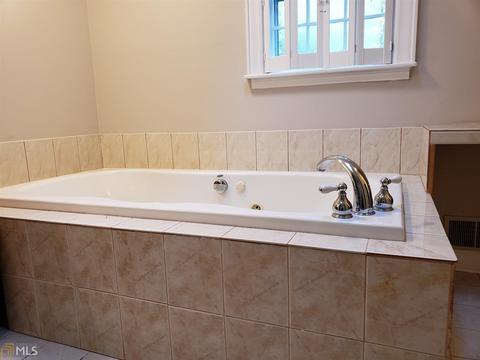 715 Mason Dr, Covington, GA 30014 photo 17