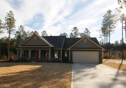 241 Needleleaf Dr, Barnesville, GA 30204 photo 1
