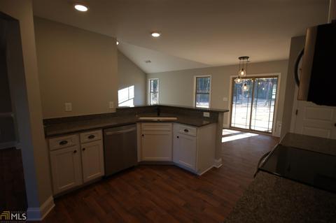 241 Needleleaf Dr, Barnesville, GA 30204 photo 8