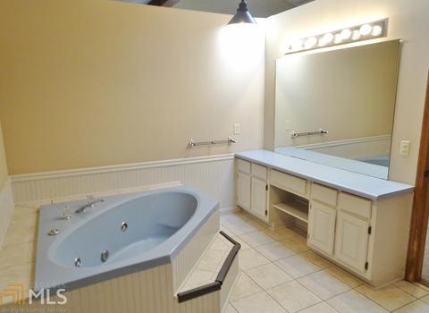 720 Mason Dr, Covington, GA 30014 photo 9