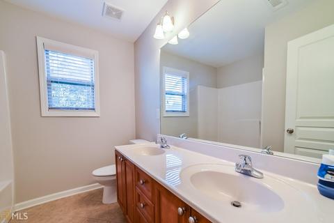 2948 Perimeter Cir, Buford, GA 30519 photo 21