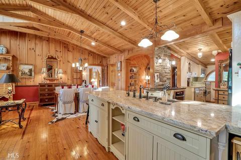 744 Hicks Rd, Toccoa, GA 30577 photo 8