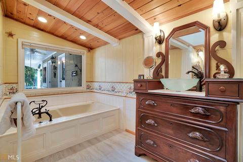 744 Hicks Rd, Toccoa, GA 30577 photo 13