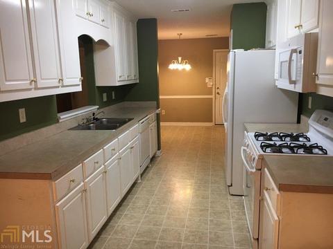 209 Revolutionary Dr, Hampton, GA 30228 photo 5