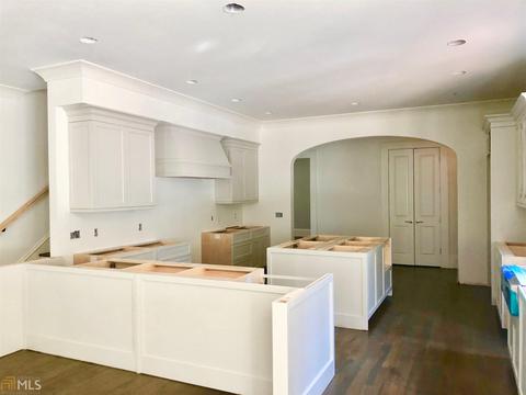 681 Trinity Pl, Suwanee, GA 30024 photo 6